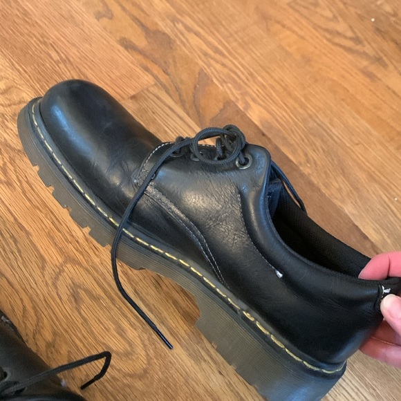 Men’s Size 12 Dr. Martens Black Chunky Leather Lace Oxfords main image 12